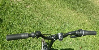 Bicicleta plegable gris