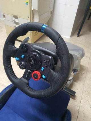 Playseat Red Bull GRC + Volante Logitech G29