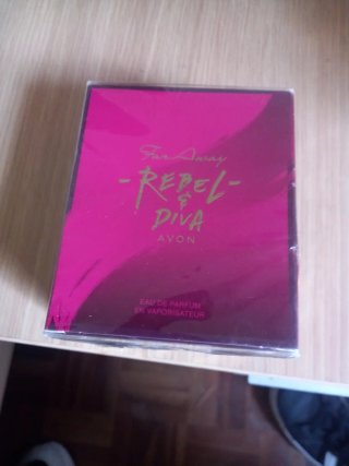 Perfume Avon Far Away Rebel Diva