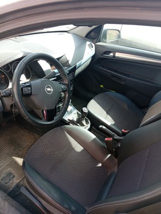 Opel Astra 2009