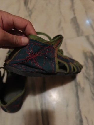 Bailarinas verdes artesanales con bordados