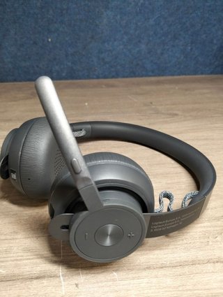 Auriculares Logitech Zone Wireless
