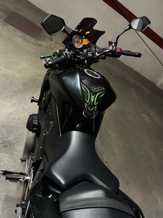 Kawasaki Z750 Negra