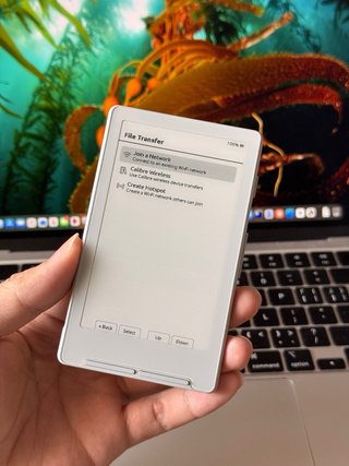 Xteink X4 e-reader
