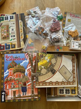 The Red Cathedral Devir Juego de Mesa