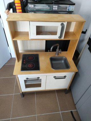 Cocinita de madera IKEA