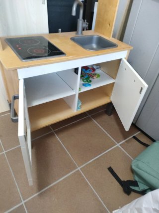 Cocinita de madera IKEA