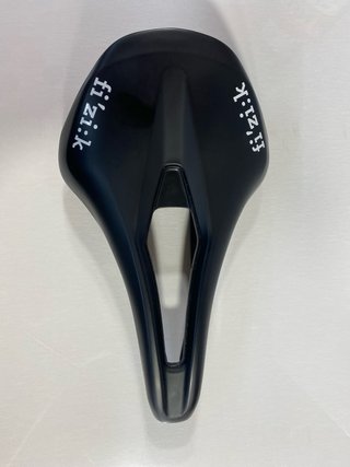 Sillín Bicicleta Fi'zi:k Negro