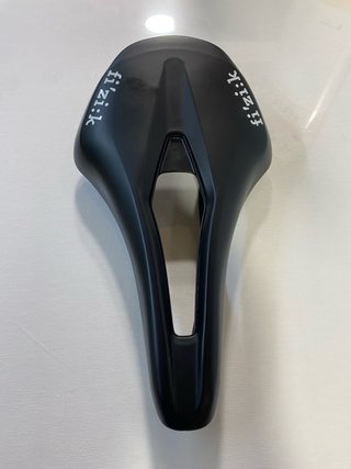 Sillín Bicicleta Fi'zi:k Negro