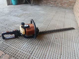 Alquiler Cortasetos Stihl HS 80 20€ día Fianza 50€