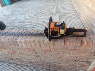 Alquiler Cortasetos Stihl HS 80 20€ día Fianza 50€