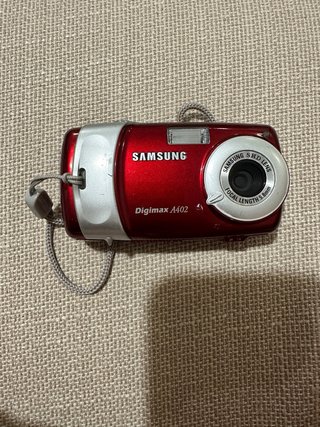 Fotocamera digitale Samsung. FUNZIONA PERFETTAMENTE!!!!