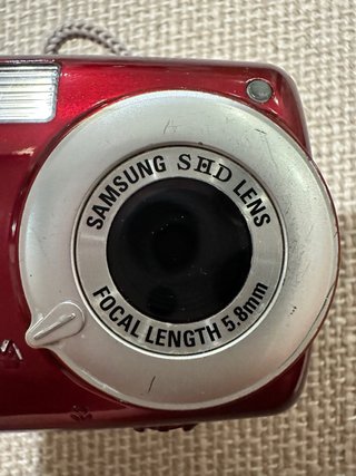 Fotocamera digitale Samsung. FUNZIONA PERFETTAMENTE!!!!