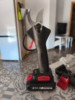 Tijera Eléctrica 21V