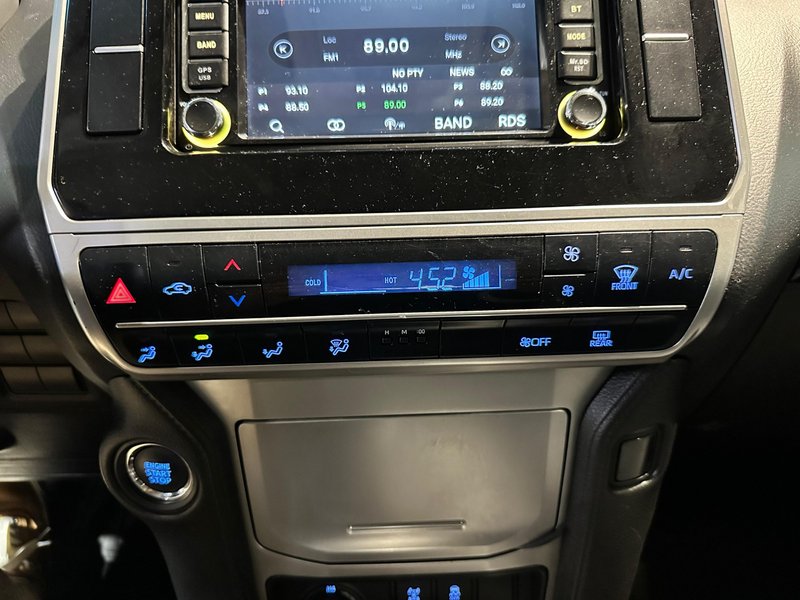 Toyota Land Cruiser 3P 2.8 D-4D GX (2021) 2021, foto 21