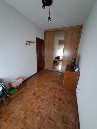 Piso en venta en Calle Casimiro Escudero, Madrid