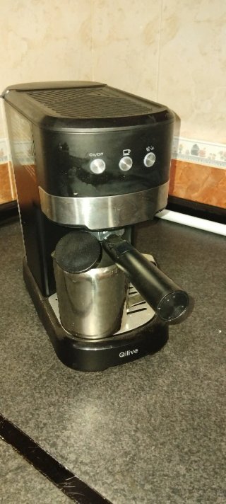 Cafetera de plástico translúcido