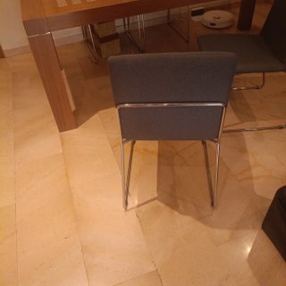 Conjunto Comedor: Mesa, Sillas, Espejo y Lámpara
