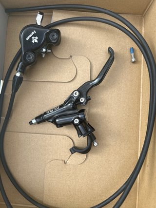 Frenos Formula Cura 4 (delantero) y 2 (trasero)