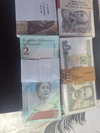4 fasci di banconote da collezione