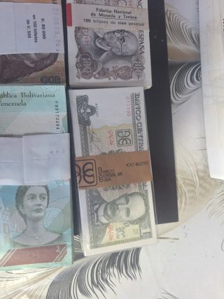 4 fasci di banconote da collezione