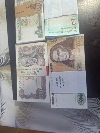 4 fasci di banconote da collezione