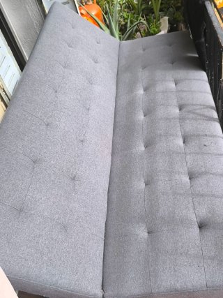 Sofá gris tela barato seminuevo