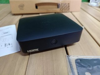ASUS UN45 Mini PC Intel N3000 Para montar