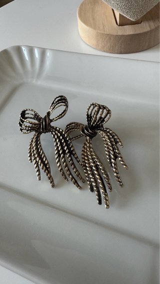 Orecchini fiocco dorati vintage