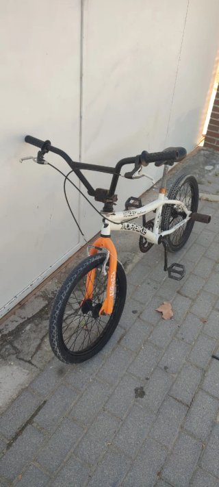 Bicicleta BMX Topbike Blanca y Naranja