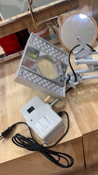 Regalo Lámpara LED con lupa para mesa