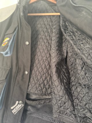 Chaqueta de moto con protecciones