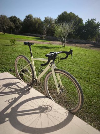Megamo Jakar Gravel