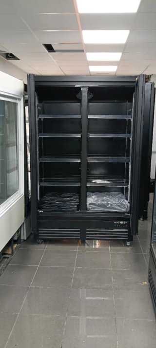 NEVERA EXPOSITORA COMERCIAL CON PUERTA DE CRISTAL