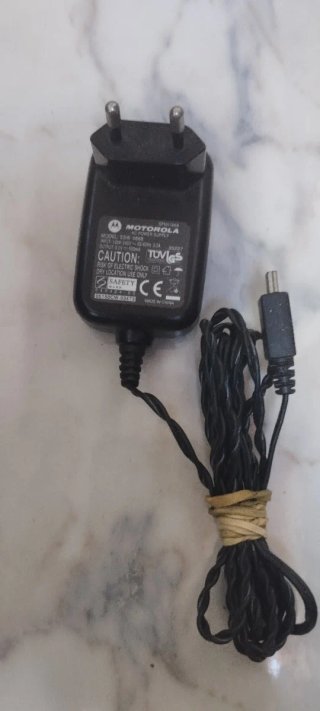 Cargador Motorola SSW-086B