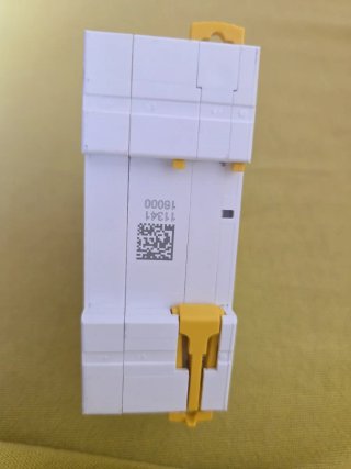 Interruptor Automático Schneider Acti9 C16