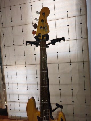 Bajo Fender Jazz Bass