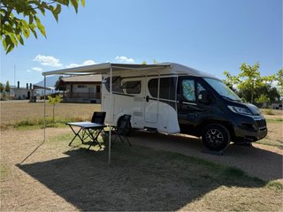 Autocaravana carado v132