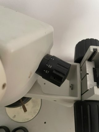 Microscopio binocular para placas de móviles