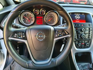 Opel Astra GTC BITURBO DIESEL 195 CV 10/2015