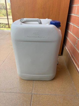 150 kilos de plomo . 2 euros kg