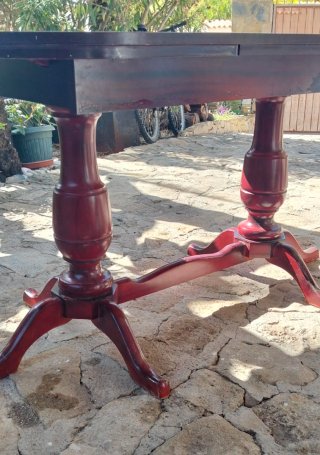 Mesa plegable de madera