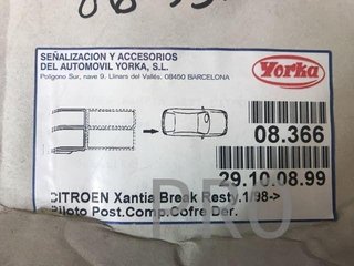 Piloto citroen xantia portón derecho nuevo