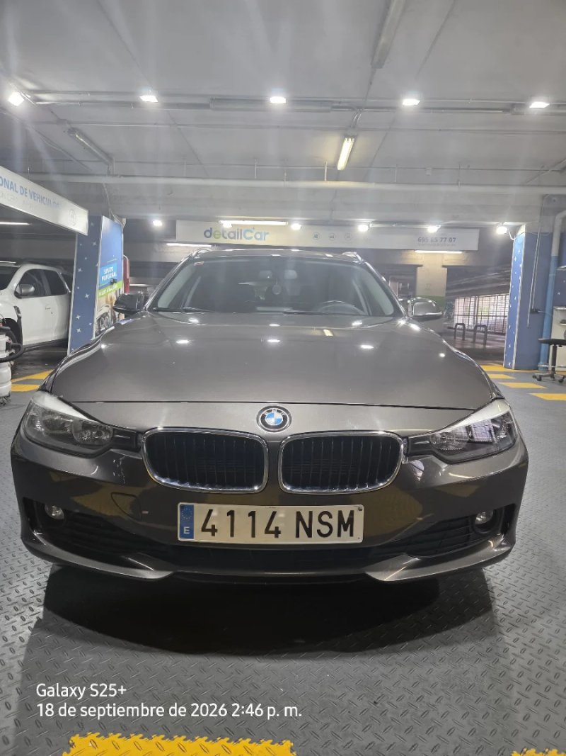 BMW Serie 3 318 d Touring (0.0) 2013
