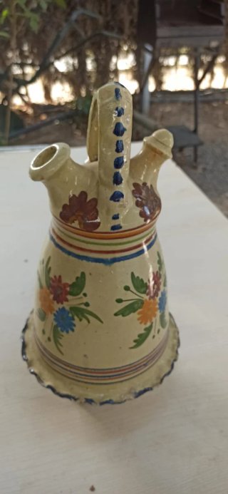 Botijo antiguo decorativo floral