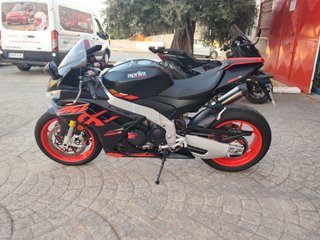 Aprilia RSV4 2023 - 9000 km
