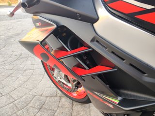 Aprilia RSV4 2023 - 9000 km