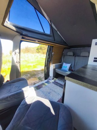 Volkswagen Transporter T5 2004