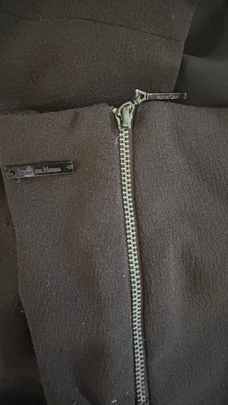 Falda corta Pedro del Hierro negra con volante