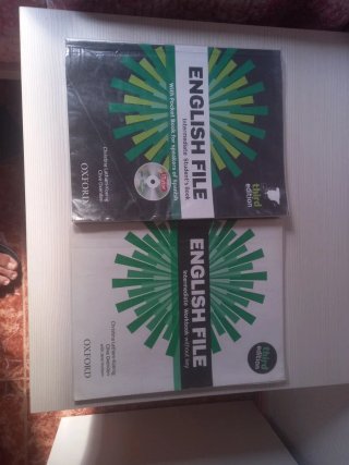 Libros de inglés English File